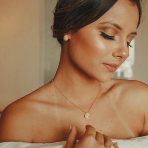 Gargantilha em Ouro 18K Gota com Zircônias - AU4083