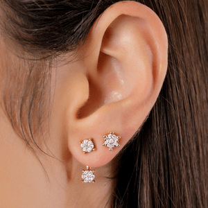 Brinco em Ouro 18K Flor com Diamantes - AU4888