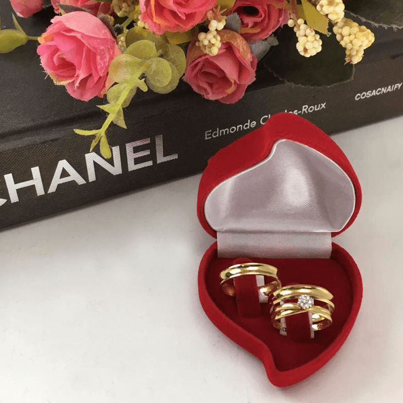 VALENTINS JOIAS - Par De Aliança Casamento De Ouro 18k Quadrada 4mm Com  Zircônias