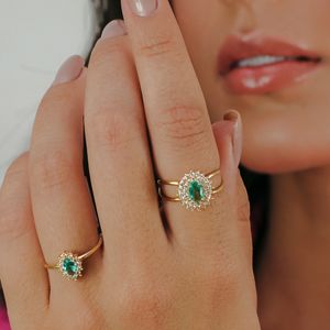 Anel em Ouro 18K Pavê com Zircônias - AU3828
