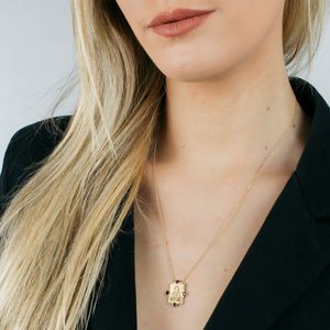 Escapulário em Ouro 18k Nossa Senhora do Carmo com Diamantes e Rubis - AU7560