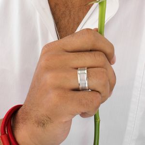 Anel Masculino Cinco Linhas Frisadas - PL9317