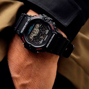 Relógio G-Shock Revival - DW-5900-1DR