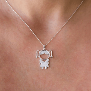 Pingente em Prata 925 Menina com Zircônias - PL16549