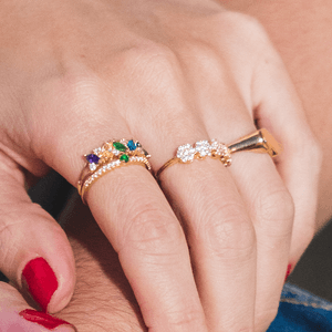 Anel em Ouro 18K Navete com Zircônias Multicolor - AU11158