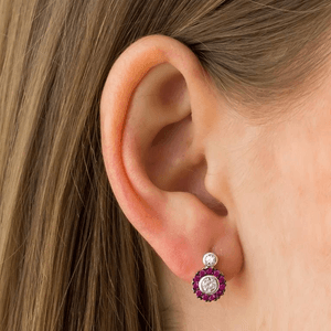 Brinco em Prata 925 Redondo com Zircônias - PL17565