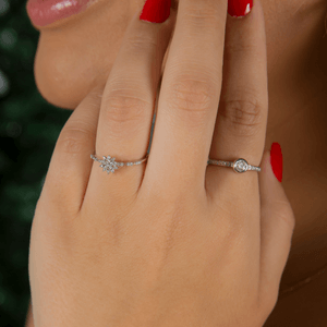 Anel em Ouro Branco 18K com Diamantes - AU12361