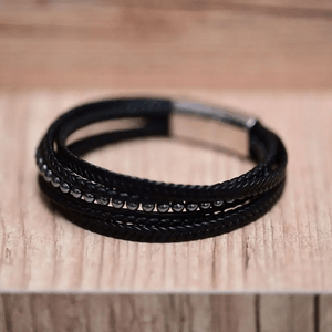 Bracelete Masculino em Couro Preto com Bolas e Fecho em Aço - PL21105