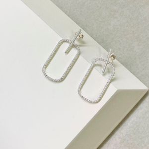 Brinco Retangular com Zircônia em Prata 925 - PL22302