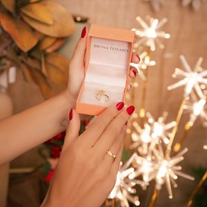 Anel Chuveirinho Zircônias Cristal em Ouro 18K - AU14001