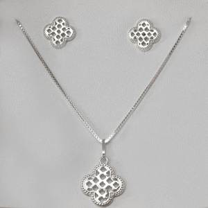 Conjunto Trevo Vazado em Prata 925 - PL22812