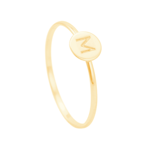 Anel Redondo Placa Letra M em Ouro 18K - AU14160
