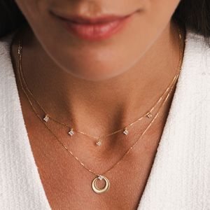 Colar Círculo Acetinado com 4 Topázios em Ouro 18K - AU14339
