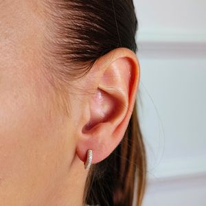 Brinco Argola Coração com Zircônias em Prata 925 - PL24938