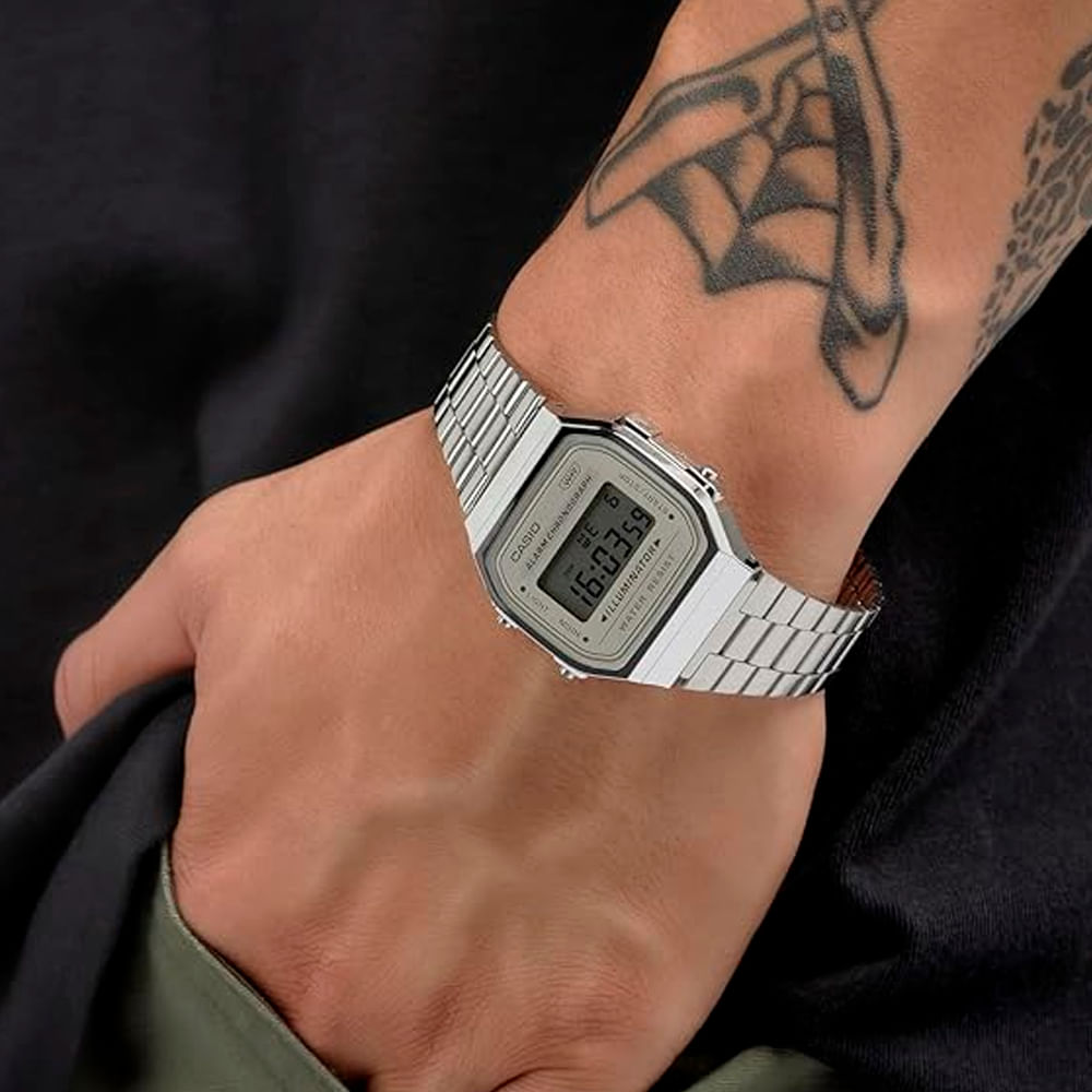 Casio Unisex Vintage A168WA-8AYDF - Orologio Digitale Con Quadrante Marrone E Cinturino In Acciaio Argento, Resistente All'acqua, D332