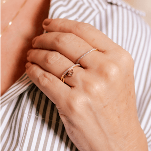 Anel em Ouro 18K com Diamantes - AU12035