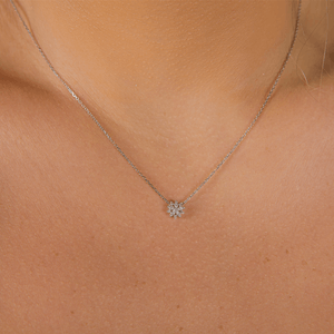 Colar em Ouro Branco 18K com Diamantes - AU12359