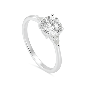 Anel Redondo e Gota Moissanite em Prata 925 - PL27655